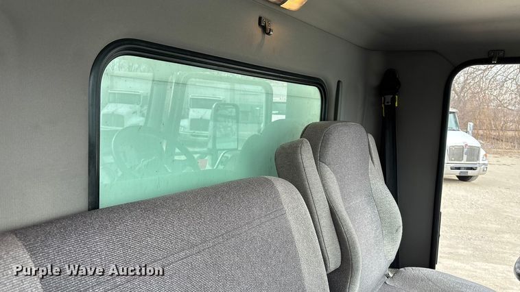 image for item EA4454 2021 Kenworth T270 box truck