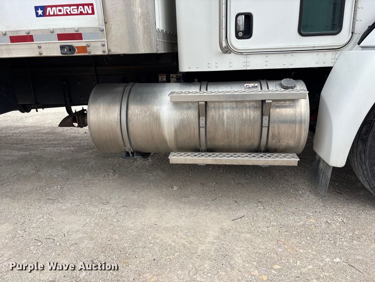 image for item EA4455 2021 Kenworth T270 box truck