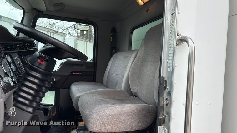 image for item EA4455 2021 Kenworth T270 box truck