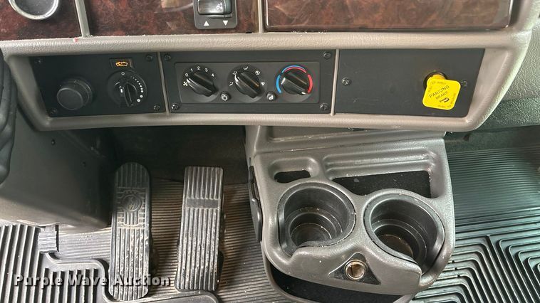 image for item EA4455 2021 Kenworth T270 box truck