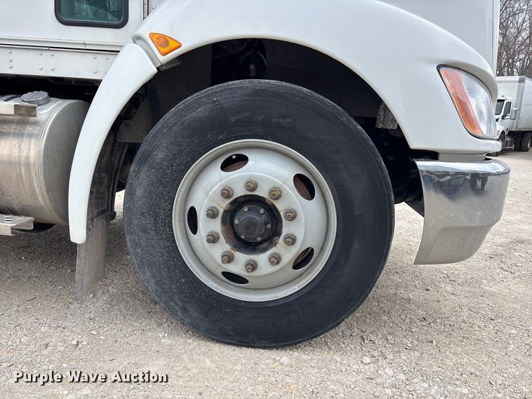 image for item EA4455 2021 Kenworth T270 box truck