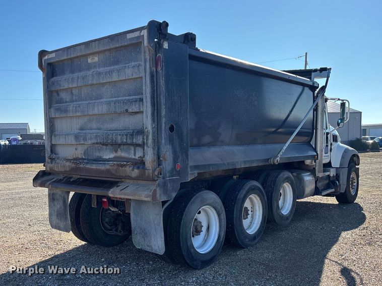 image for item EA4469 2015 Mack GU713 dump truck