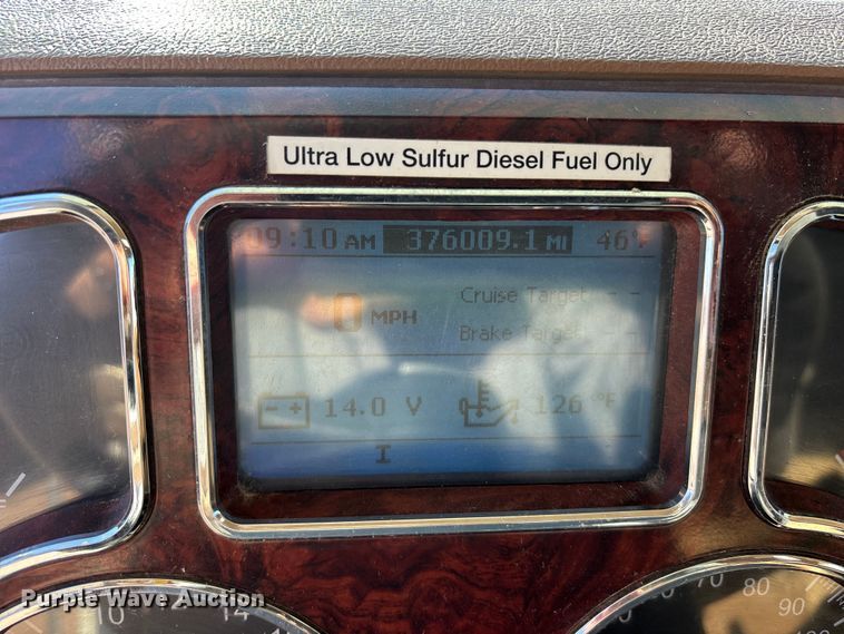 image for item EA4469 2015 Mack GU713 dump truck