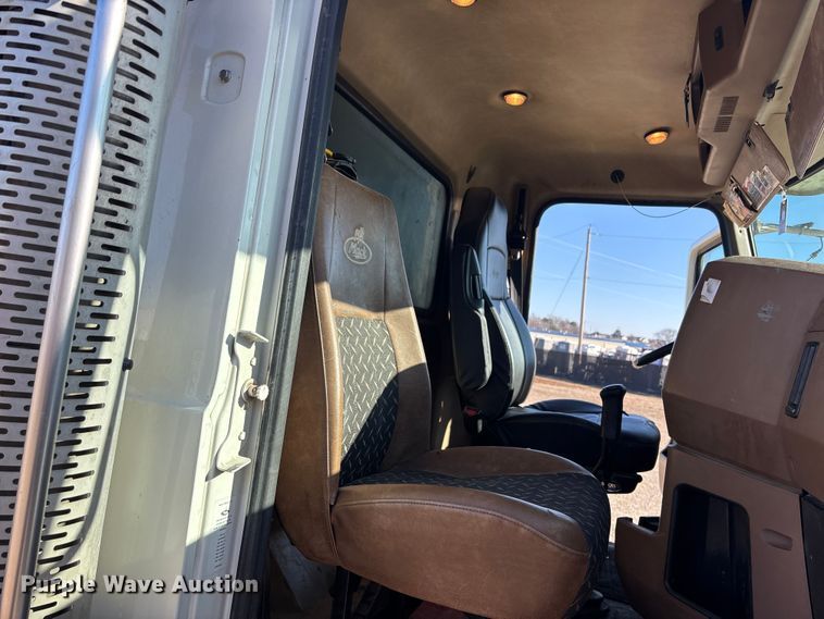 image for item EA4469 2015 Mack GU713 dump truck