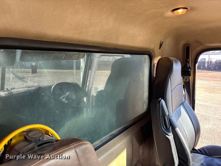 image for item EA4469 2015 Mack GU713 dump truck