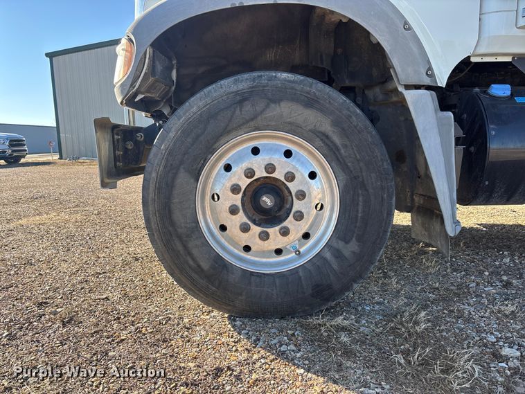 image for item EA4469 2015 Mack GU713 dump truck