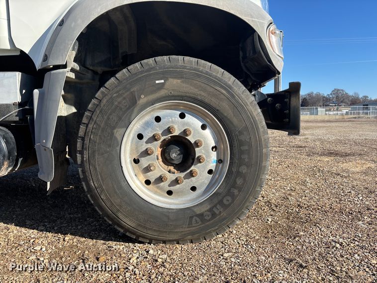 image for item EA4469 2015 Mack GU713 dump truck