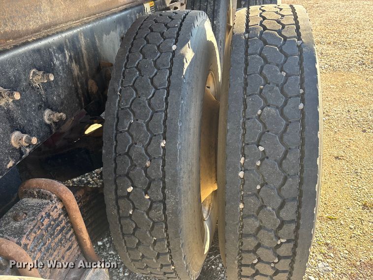 image for item EA4469 2015 Mack GU713 dump truck