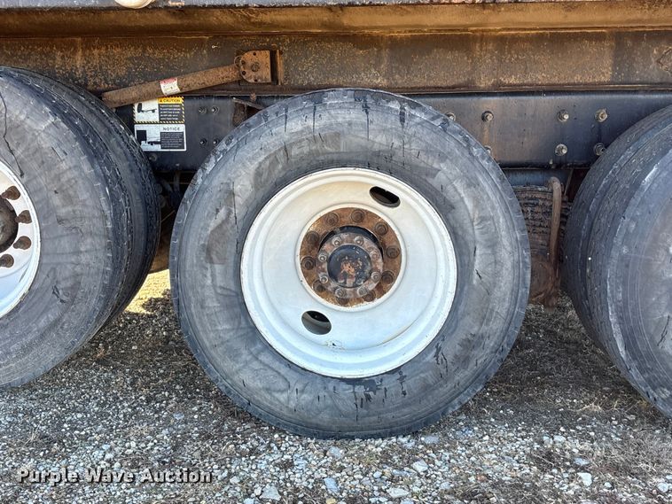 image for item EA4469 2015 Mack GU713 dump truck