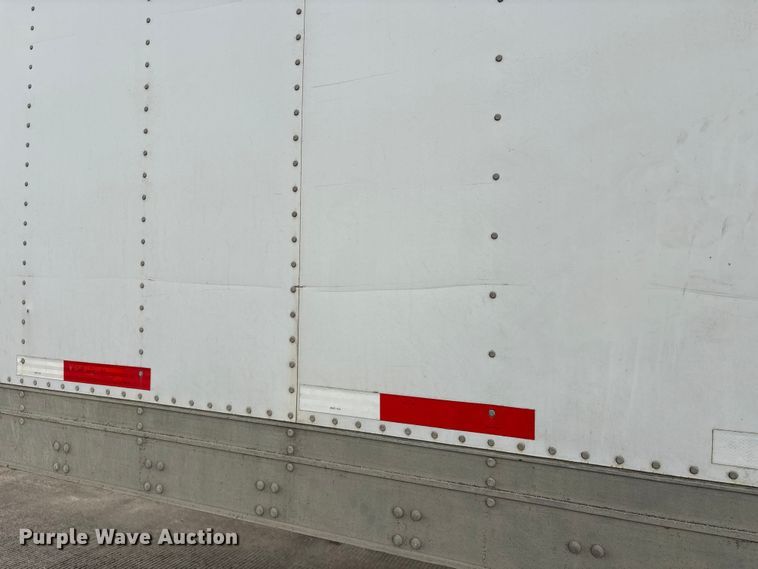 image for item EA7222 2015 Utility refrigerated van trailer