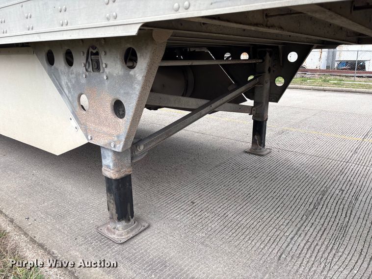 image for item EA7222 2015 Utility refrigerated van trailer