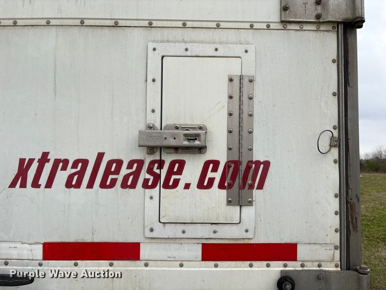 image for item EA7222 2015 Utility refrigerated van trailer