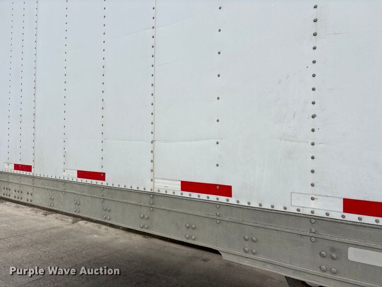 image for item EA7222 2015 Utility refrigerated van trailer