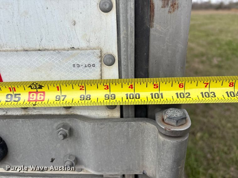 image for item EA7222 2015 Utility refrigerated van trailer