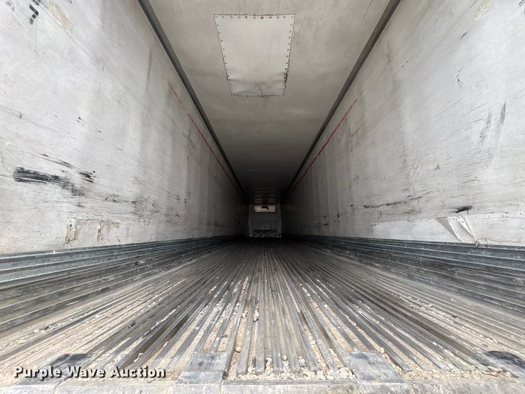 image for item EA7222 2015 Utility refrigerated van trailer