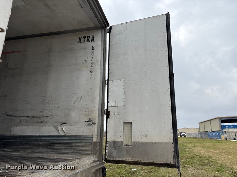 image for item EA7222 2015 Utility refrigerated van trailer