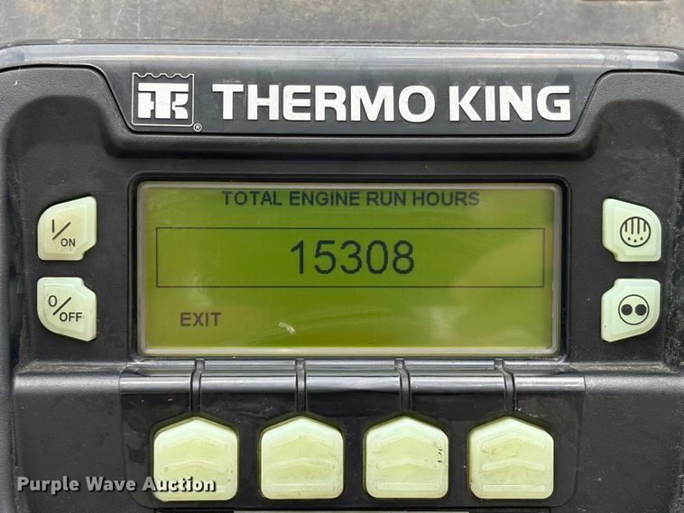 image for item EA7222 2015 Utility refrigerated van trailer