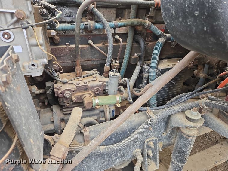 image for item EB1185 1994 International 9200 truck cab and chassis