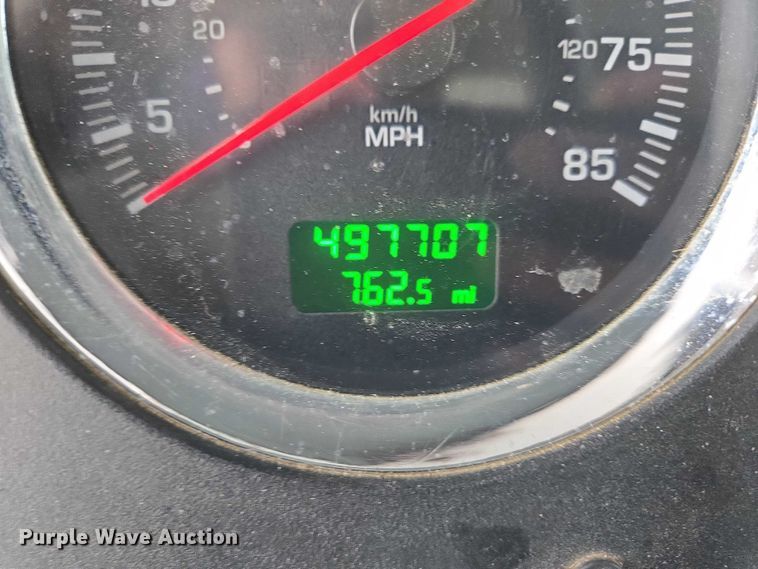 image for item EB1213 2012 Kenworth T800 truck cab and chassis