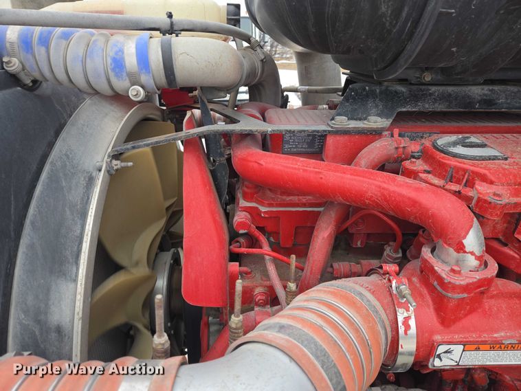 image for item EB1213 2012 Kenworth T800 truck cab and chassis