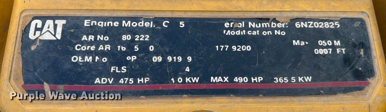 image for item ED5127 2000 Kenworth W900L semi truck