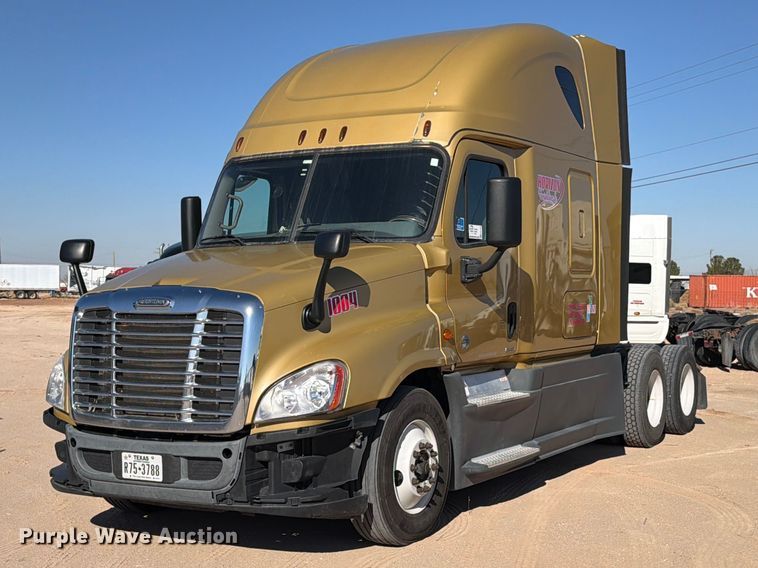 image for item ED5162 2016 Freightliner Cascadia 125 semi truck
