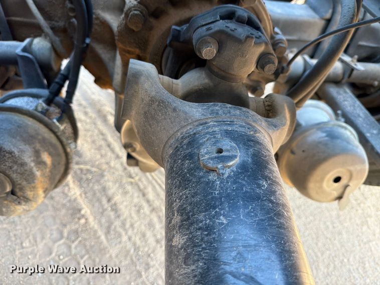 image for item ED5162 2016 Freightliner Cascadia 125 semi truck