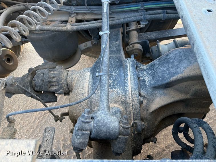 image for item ED5162 2016 Freightliner Cascadia 125 semi truck