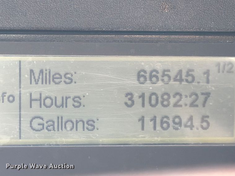 image for item ED5162 2016 Freightliner Cascadia 125 semi truck