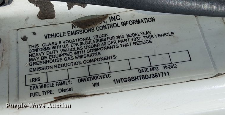 image for item EE5180 2013 International 7600 roll-off container truck