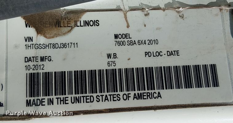 image for item EE5180 2013 International 7600 roll-off container truck