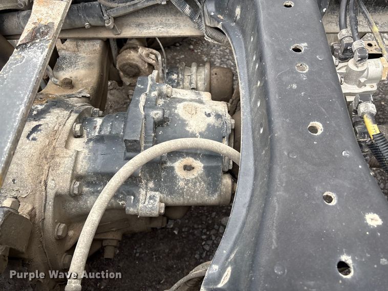 image for item EF1003 2015 Kenworth T680 semi truck