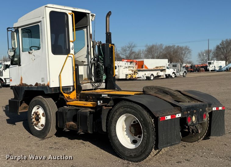 image for item EG1297 2016 Kalmar yard truck