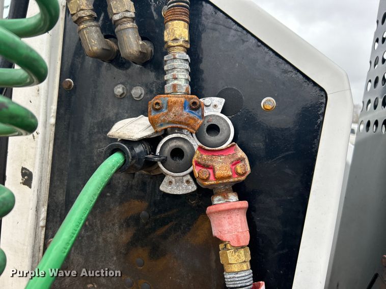 image for item EG1297 2016 Kalmar yard truck