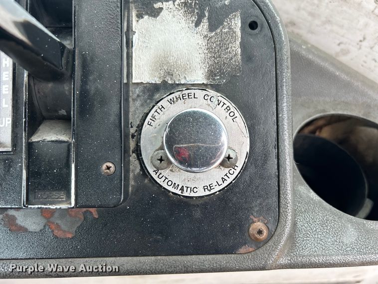 image for item EG1297 2016 Kalmar yard truck