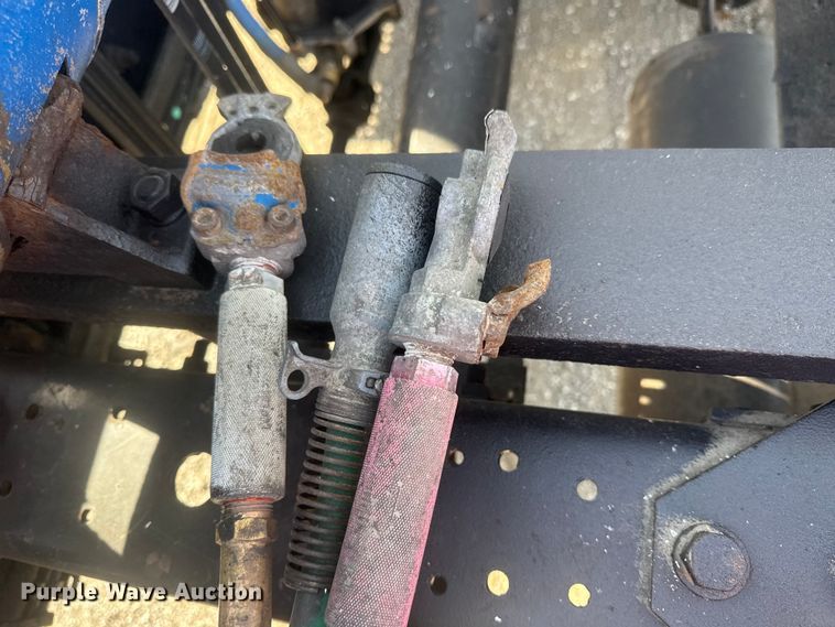 image for item EG1745 2007 International 9900i semi truck