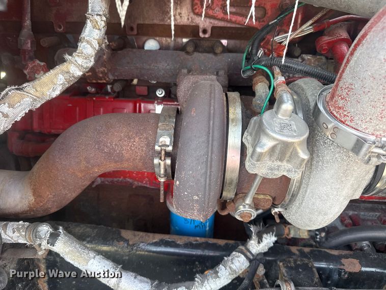 image for item EG1745 2007 International 9900i semi truck