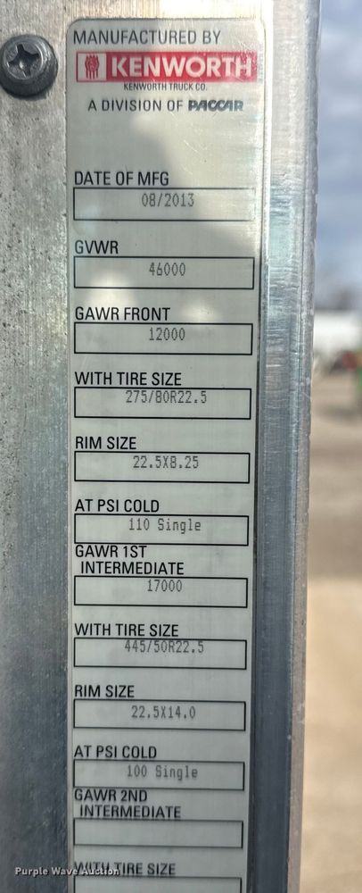 image for item EG2119 2014 Kenworth T800 semi truck