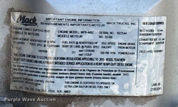 image for item EG2125 2014 Mack CHU613 semi truck