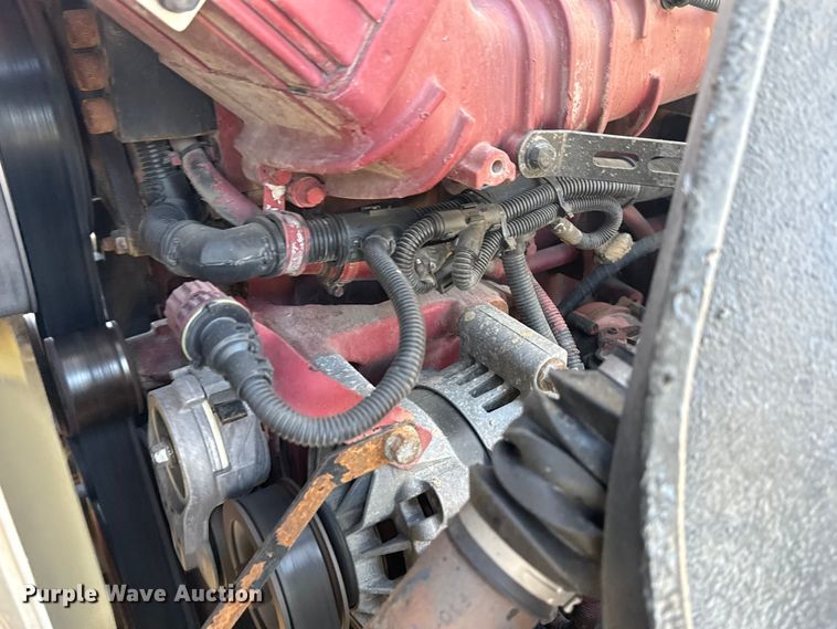 image for item EG2125 2014 Mack CHU613 semi truck