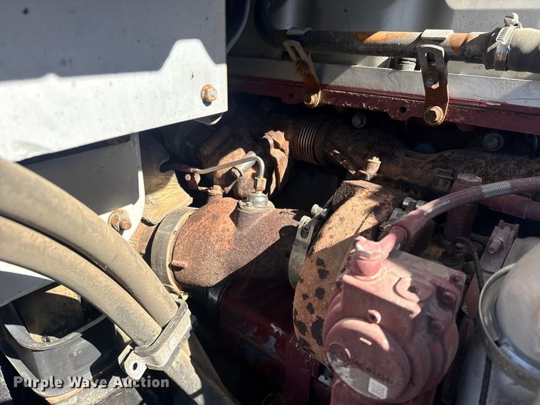 image for item EG2125 2014 Mack CHU613 semi truck