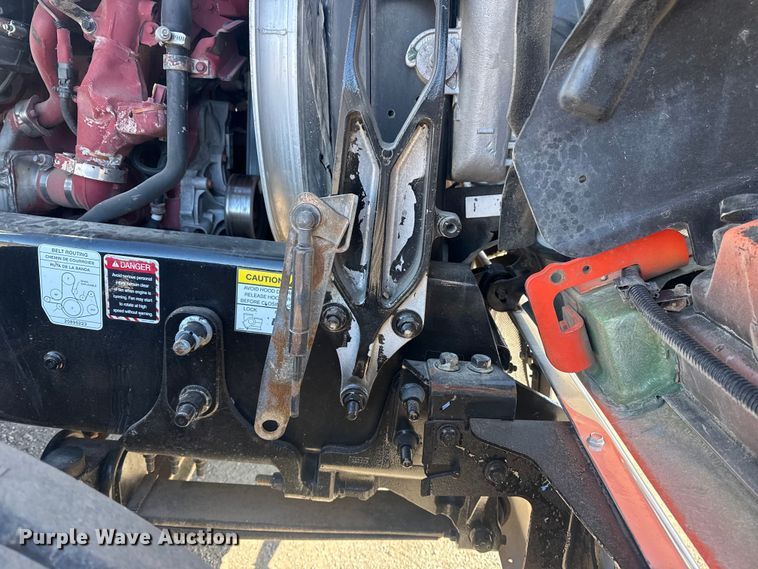 image for item EG2125 2014 Mack CHU613 semi truck