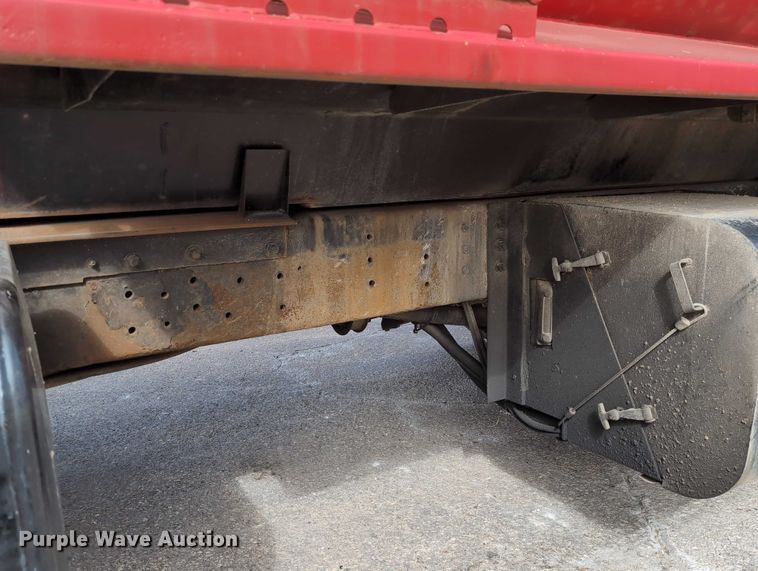 image for item EG2749 2002 International F2674 dump truck