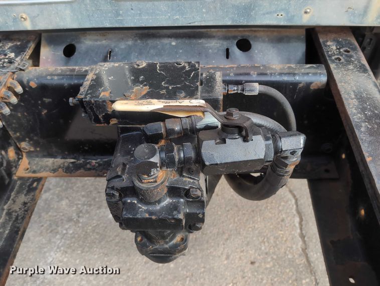 image for item EG2749 2002 International F2674 dump truck