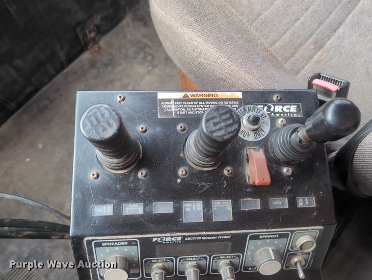 image for item EG2749 2002 International F2674 dump truck