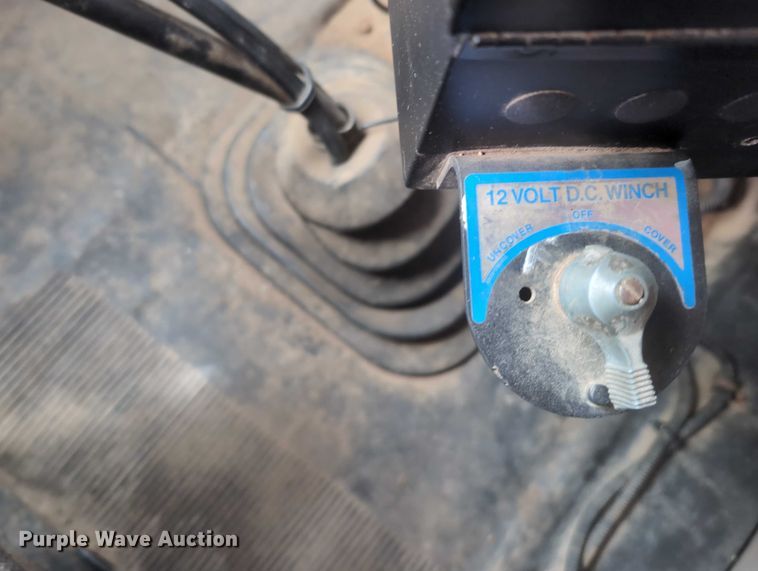 image for item EG2749 2002 International F2674 dump truck