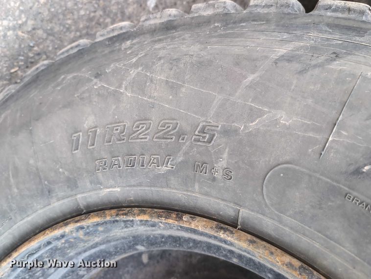 image for item EG2749 2002 International F2674 dump truck