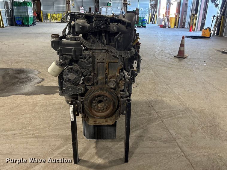 image for item EI5722 Paccar MX-13 engine