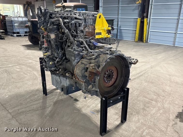 image for item EI5722 Paccar MX-13 engine