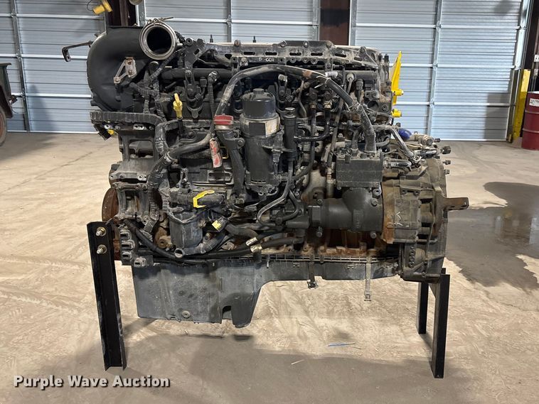 image for item EI5722 Paccar MX-13 engine